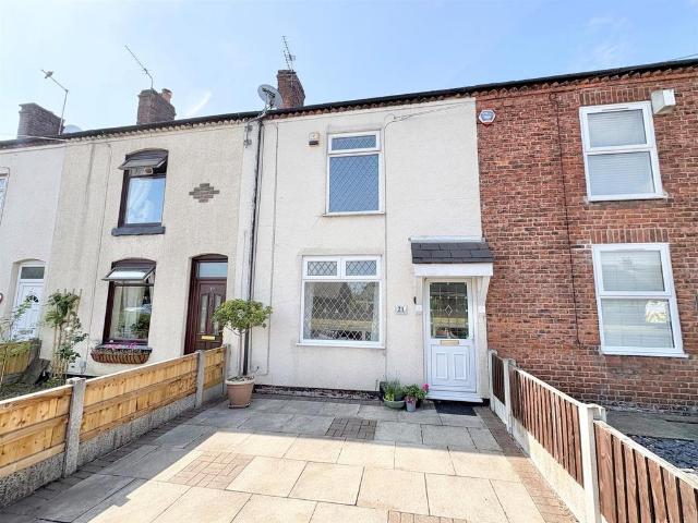 2 bedroom terraced house for sale