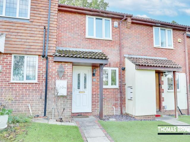 2 bedroom terraced house for sale