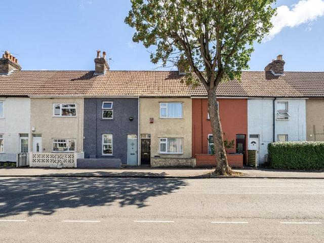 2 bedroom terraced house for sale