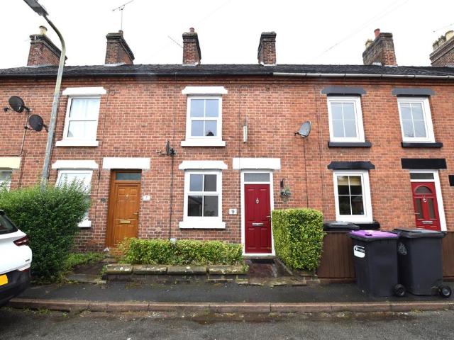 2 bedroom terraced house for sale