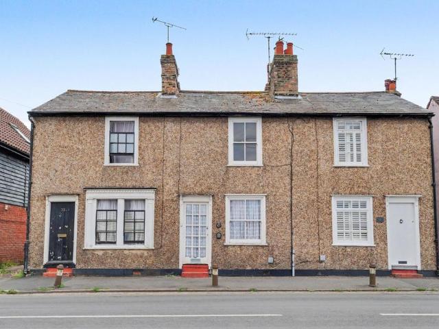 2 bedroom terraced house for sale
