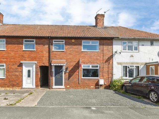 2 bedroom terraced house for sale