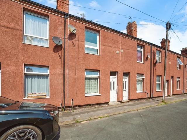 2 bedroom terraced house for sale