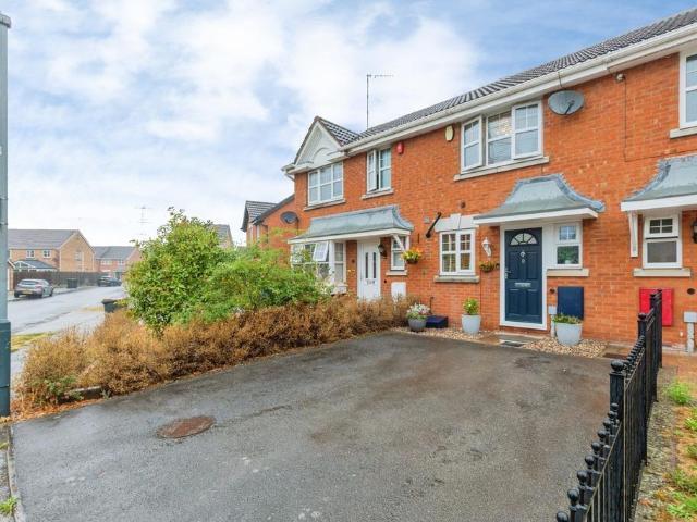 2 bedroom terraced house for sale
