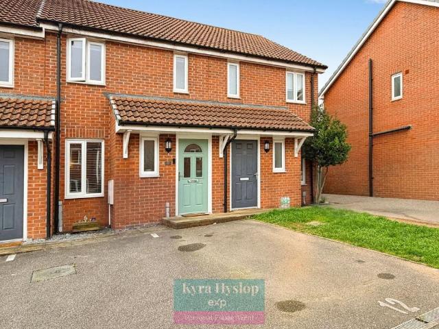 2 bedroom terraced house for sale