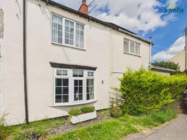 2 bedroom terraced house for sale
