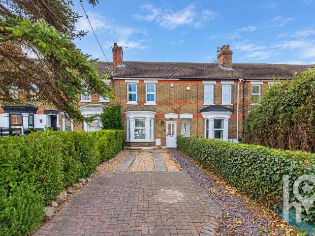 2 bedroom terraced house for sale