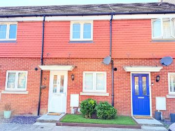 2 bedroom terraced house for sale
