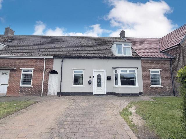 2 bedroom terraced house for sale