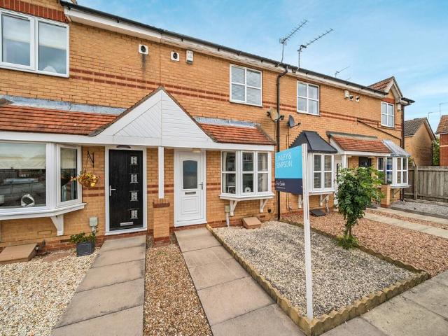 2 bedroom terraced house for sale