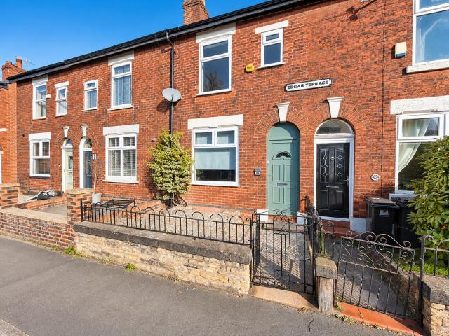 2 bedroom terraced house for sale