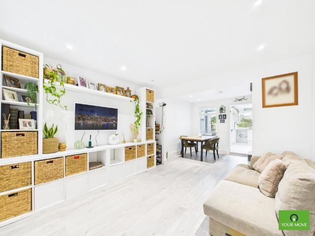 2 bedroom terraced house for sale