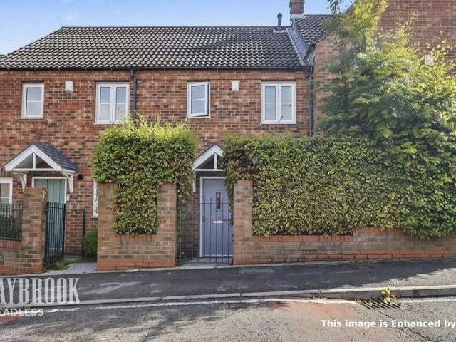 2 bedroom terraced house for sale