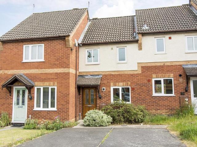 2 bedroom terraced house for sale