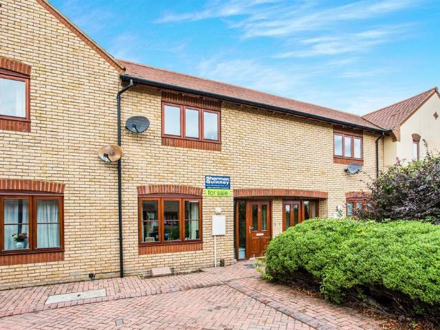 2 bedroom terraced house for sale