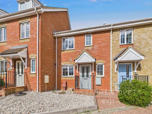 2 bedroom terraced house for sale
