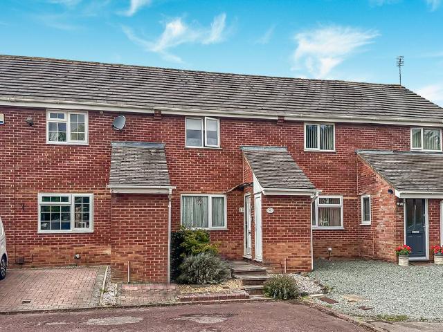2 bedroom terraced house for sale
