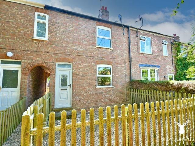 2 bedroom terraced house for sale