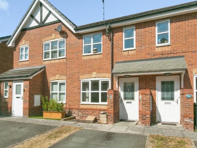 2 bedroom terraced house for sale