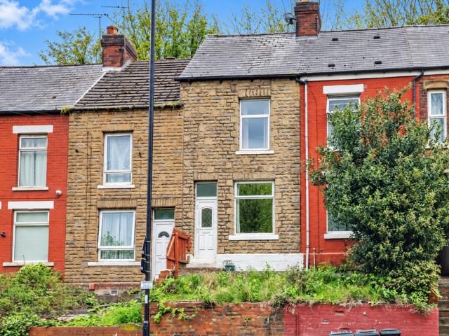 2 bedroom terraced house for sale