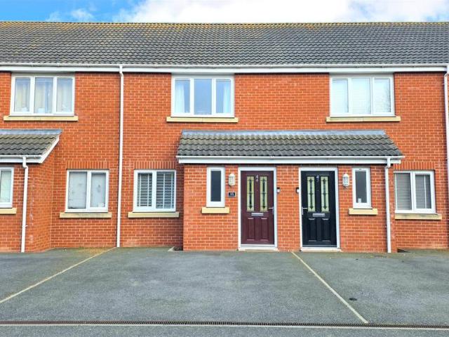 2 bedroom terraced house for sale