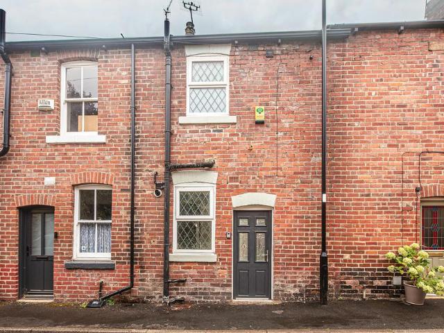 2 bedroom terraced house for sale