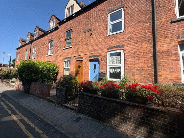 2 bedroom terraced house for sale