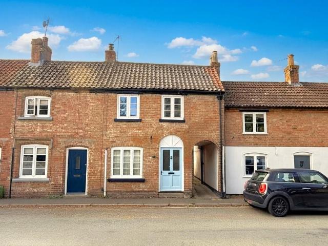 2 bedroom terraced house for sale
