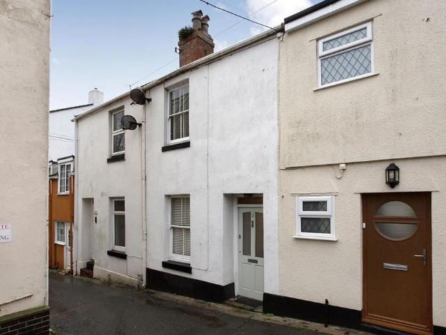 2 bedroom terraced house for sale