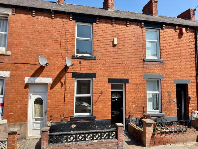 2 bedroom terraced house for sale