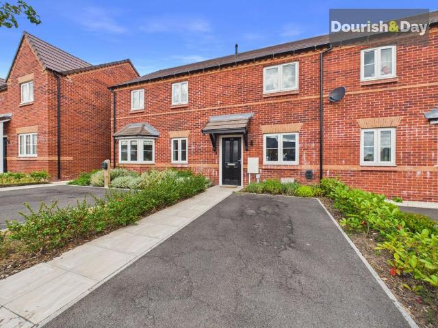 2 bedroom terraced house for sale