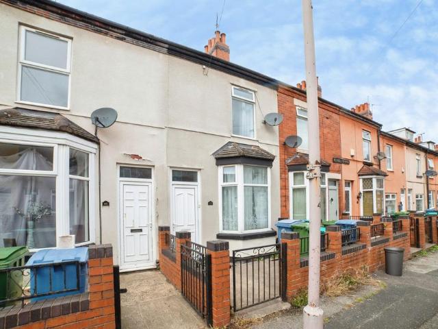 2 bedroom terraced house for sale