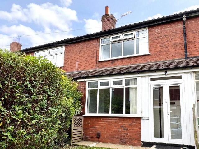 2 bedroom terraced house for sale
