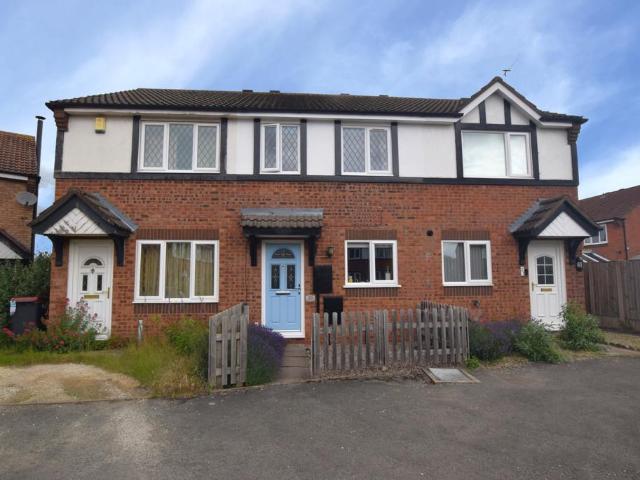 2 bedroom terraced house for sale