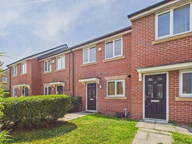 2 bedroom terraced house for sale