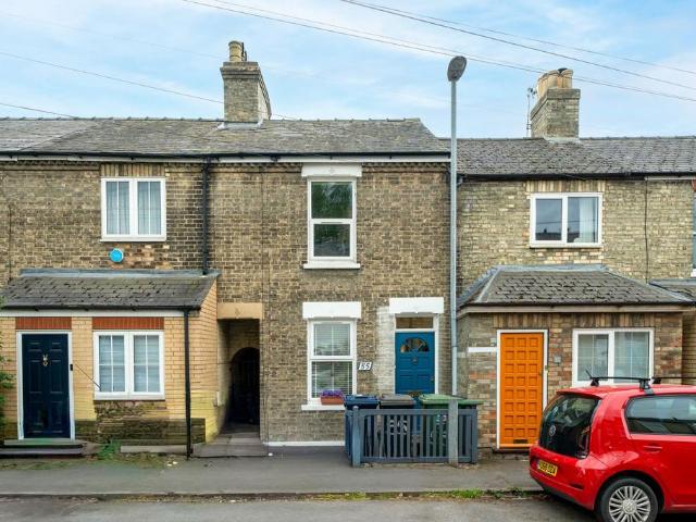 2 bedroom terraced house for sale