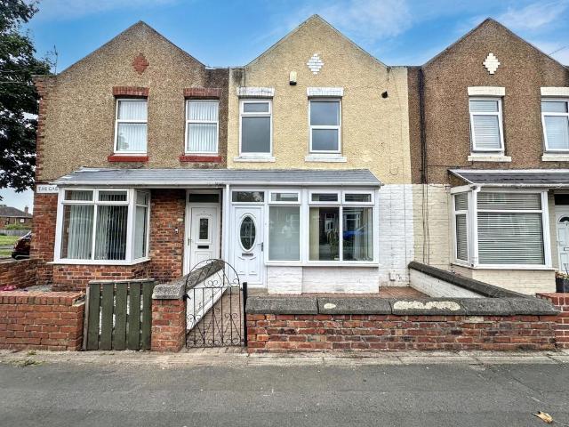 2 bedroom terraced house for sale