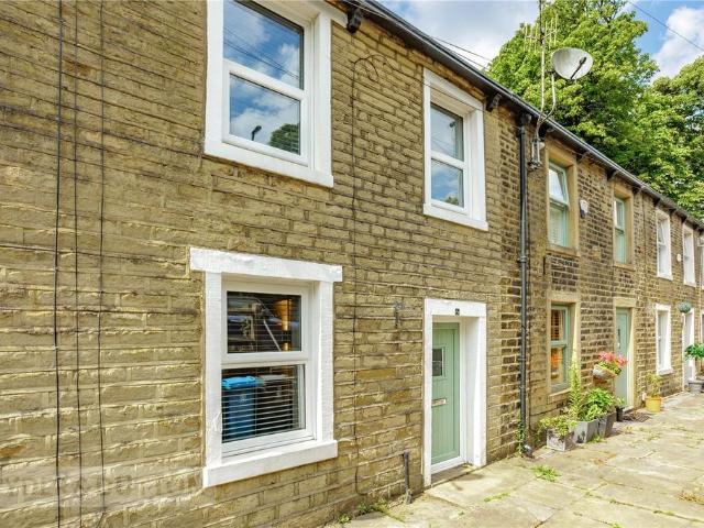 2 bedroom terraced house for sale
