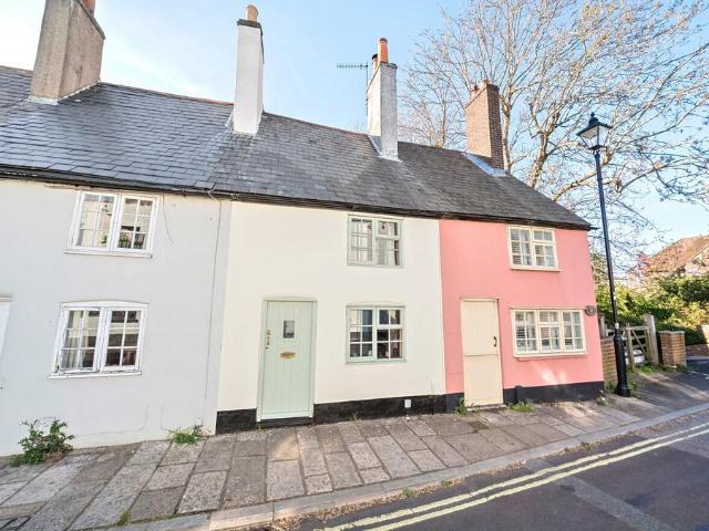 2 bedroom terraced house for sale
