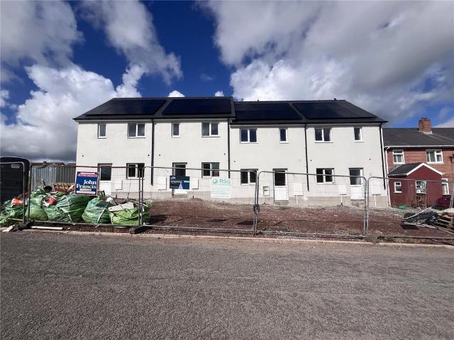 2 bedroom terraced house for sale