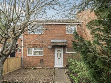 House for sale in Carterton - Garden