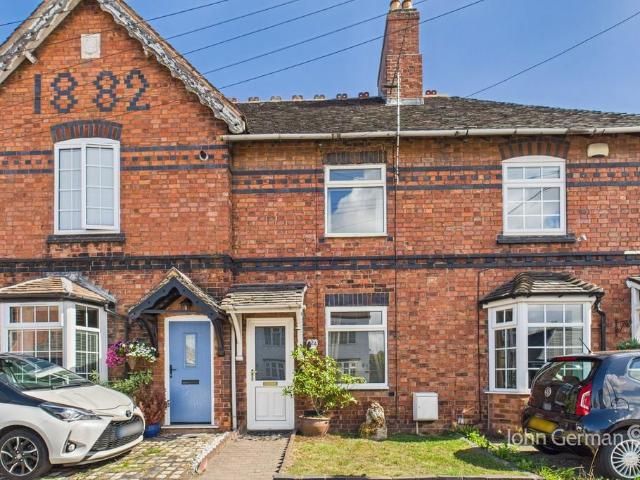 2 bedroom terraced house for sale