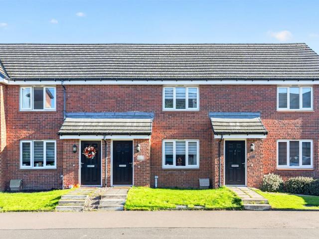 2 bedroom terraced house for sale