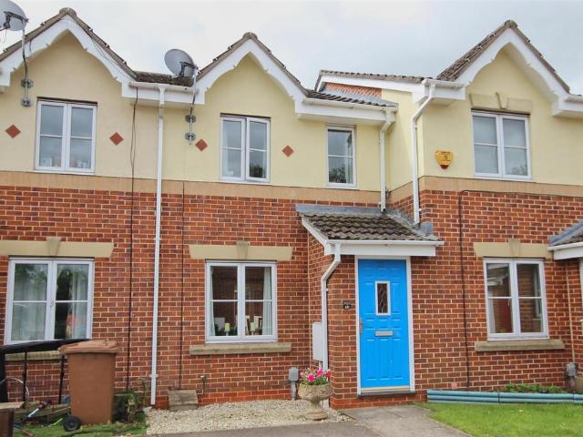 2 bedroom terraced house for sale