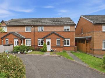 2 bedroom terraced house for sale