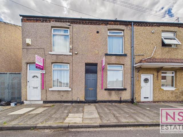 2 bedroom terraced house for sale