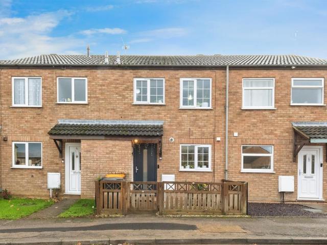 2 bedroom terraced house for sale