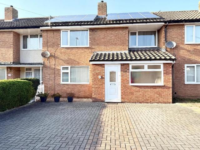 2 bedroom terraced house for sale