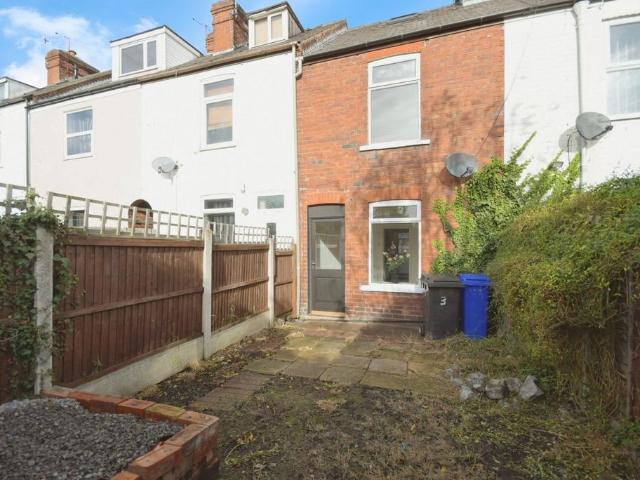 2 bedroom terraced house for sale