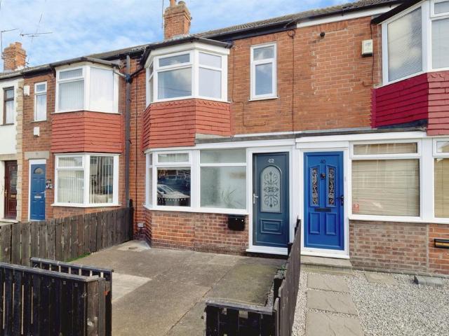 2 bedroom terraced house for sale